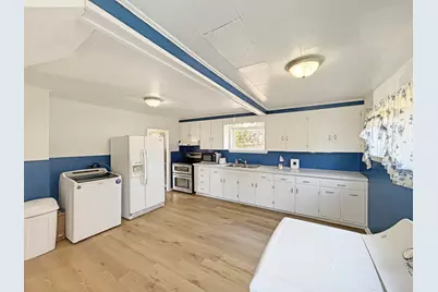 64 Pearce Avenue, Houlton, ME 04730 - Photo 8