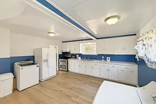 64 Pearce Ave, Houlton, ME 04730 - Photo 8