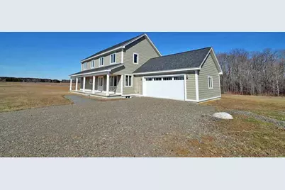 15 Lilac Lane, Houlton, ME 04730 - Photo 2