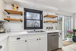 60 Brown St, Kennebunk, ME 04043 - Photo 10