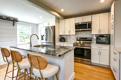 32 Longfellow Drive, Cape Elizabeth, ME 04107 - Photo 2