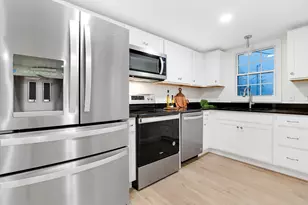 41 Lotts Dr, Windham, ME 04062 - Photo 8