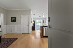 22 Hancock St, Portland, ME 04101 - Photo 8