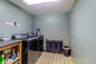 347 Elm St, Machias, ME 04654 - Photo 36