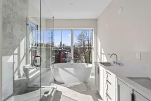 55 Carleton St, Portland, ME 04102 - Photo 36