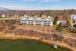 19 Bridge St, Kittery, ME 03904 - Photo 2