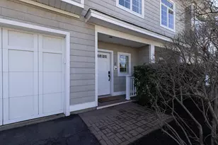 19 Bridge St, Kittery, ME 03904 - Photo 54