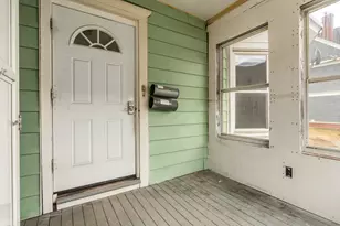 38 Jefferson St, Lewiston, ME 04240 - Photo 14