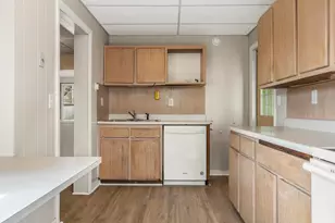 38 Jefferson St, Lewiston, ME 04240 - Photo 36