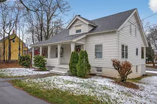106 North St, Saco, ME 04072 - Photo 2