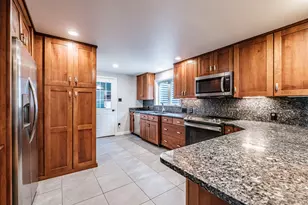 112 Craigie St, Portland, ME 04102 - Photo 6