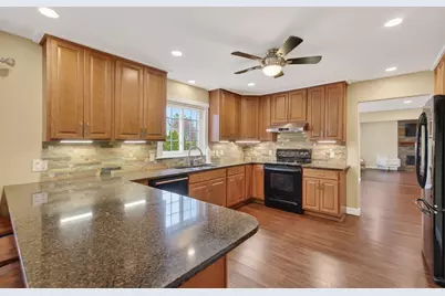 27 Forest Park, Waterville, ME 04901 - Photo 10