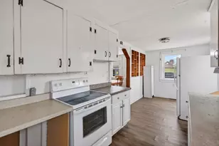 843 Upper St, Turner, ME 04282 - Photo 16