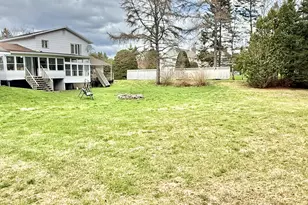 131 Clover St, Madawaska, ME 04756 - Photo 18