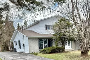 131 Clover St, Madawaska, ME 04756 - Photo 10