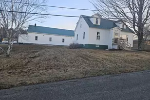 18 Vernon Ave, Limestone, ME 04750 - Photo 2