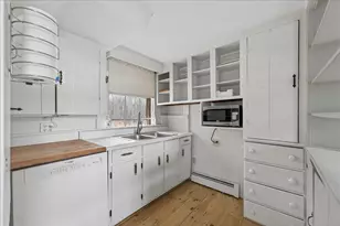 330 E Main St, Searsport, ME 04974 - Photo 8