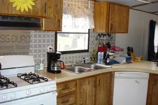9 Holiday Ln, Standish, ME 04084 - Photo 10