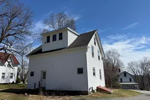 37 Hamlin St, Orono, ME 04473 - Photo 4