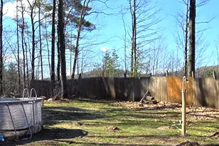 46 Fourth St, Mexico, ME 04257 - Photo 4