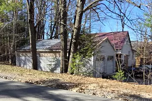46 Fourth St, Mexico, ME 04257 - Photo 10