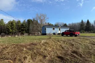946 Main St, Springfield, ME 04487 - Photo 2
