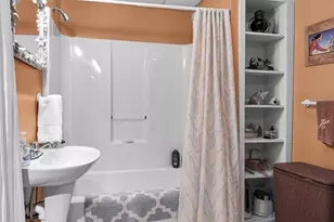 73 Pleasant St, Brunswick, ME 04011 - Photo 16