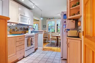 73 Pleasant St, Brunswick, ME 04011 - Photo 10