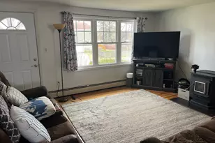 19 Hicks St, Portland, ME 04103 - Photo 4
