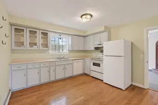 24 Summit St, Auburn, ME 04210 - Photo 16