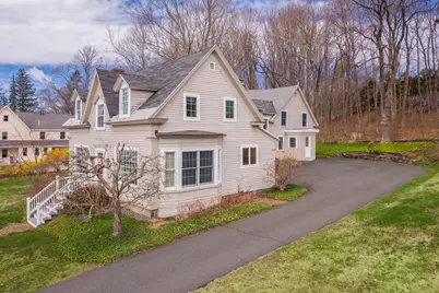 27 Academy Street, South Berwick, ME 03908 - Photo 2