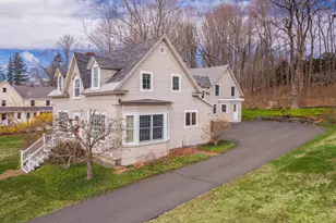 27 Academy St, South Berwick, ME 03908 - Photo 2