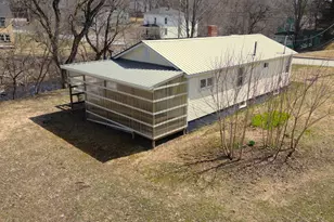 13 Green St, Houlton, ME 04730 - Photo 4