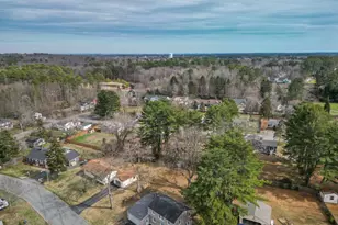 7 Patricia Rd, Brunswick, ME 04011 - Photo 10