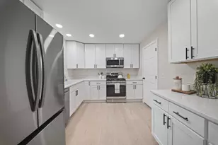 10 Randall Cir, Brunswick, ME 04011 - Photo 8