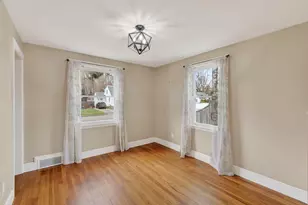 77 Dorset St, Portland, ME 04102 - Photo 10