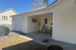 39 E Leavitt St, Skowhegan, ME 04976 - Photo 32