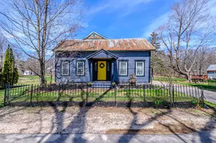 528 Main St, Bridgton, ME 04009 - Photo 1