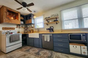 6 Mt Pleasant St, Waterville, ME 04901 - Photo 12