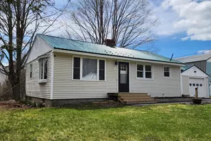 6 Mt Pleasant St, Waterville, ME 04901 - Photo 2