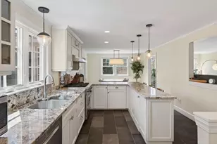 23 Neal St, Portland, ME 04102 - Photo 16