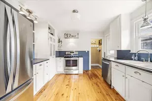 42 Narragansett St, Gorham, ME 04038 - Photo 8