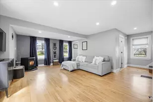 42 Narragansett St, Gorham, ME 04038 - Photo 10