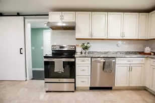 1105 N Main St, Brewer, ME 04412 - Photo 10