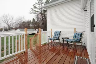 94 Rochester St, Berwick, ME 03901 - Photo 32