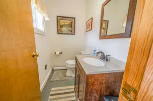 13 Wood St, Camden, ME 04843 - Photo 12