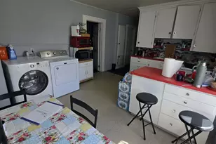 239 East Ave, Lewiston, ME 04240 - Photo 14