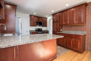 97 Stroudwater St, Westbrook, ME 04092 - Photo 20