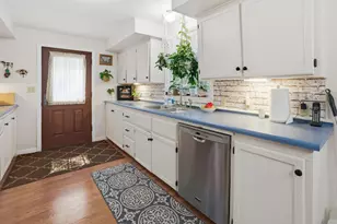 19 Rocky Point Rd, Monmouth, ME 04259 - Photo 10