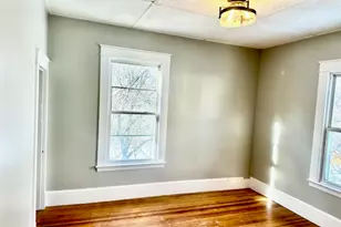 41 Bay St, Waterville, ME 04901 - Photo 10